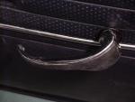 e12_door_handle_black_insert_install-4.jpg